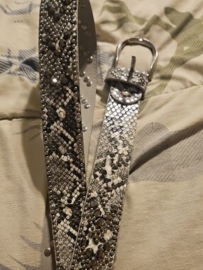 Buckle Silver & Black Studded Snake-Print Belt